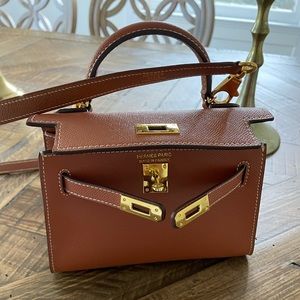 100% Hermès Kelly Mini STRAP for sale.